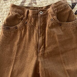 Styling straight leg jeans!